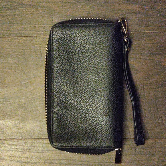 Michael Kors Bi-Fold Zip Wallet Bundle - Picture 15 of 15